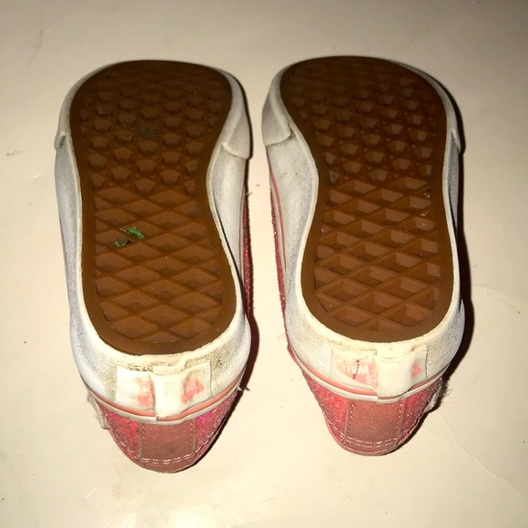 PINK Van’s Girls fuzzy shoe off the wall size US kids size 10.5 velcro s… - Picture 6 of 8